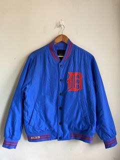 (Category: ) located in . Submitted by thriftcotali (Listing ID 1467866382, Image 1). Description: .