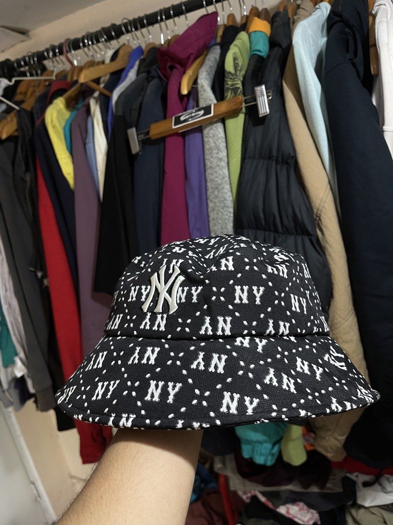 MLB DIA MONOGRAM BUCKET HAT NEW YORK YANKEES (Category: Caps & Hats) located in Cabuyao City. Submitted by jeirussamson897 (Listing ID 1467875033, Image 3). Description: MLB DIA MONOGRAM BUCKET HAT NEW YORK YANKEES size 59 head pasok medium to large asnew condition sariwa 10/10 699+sf.
