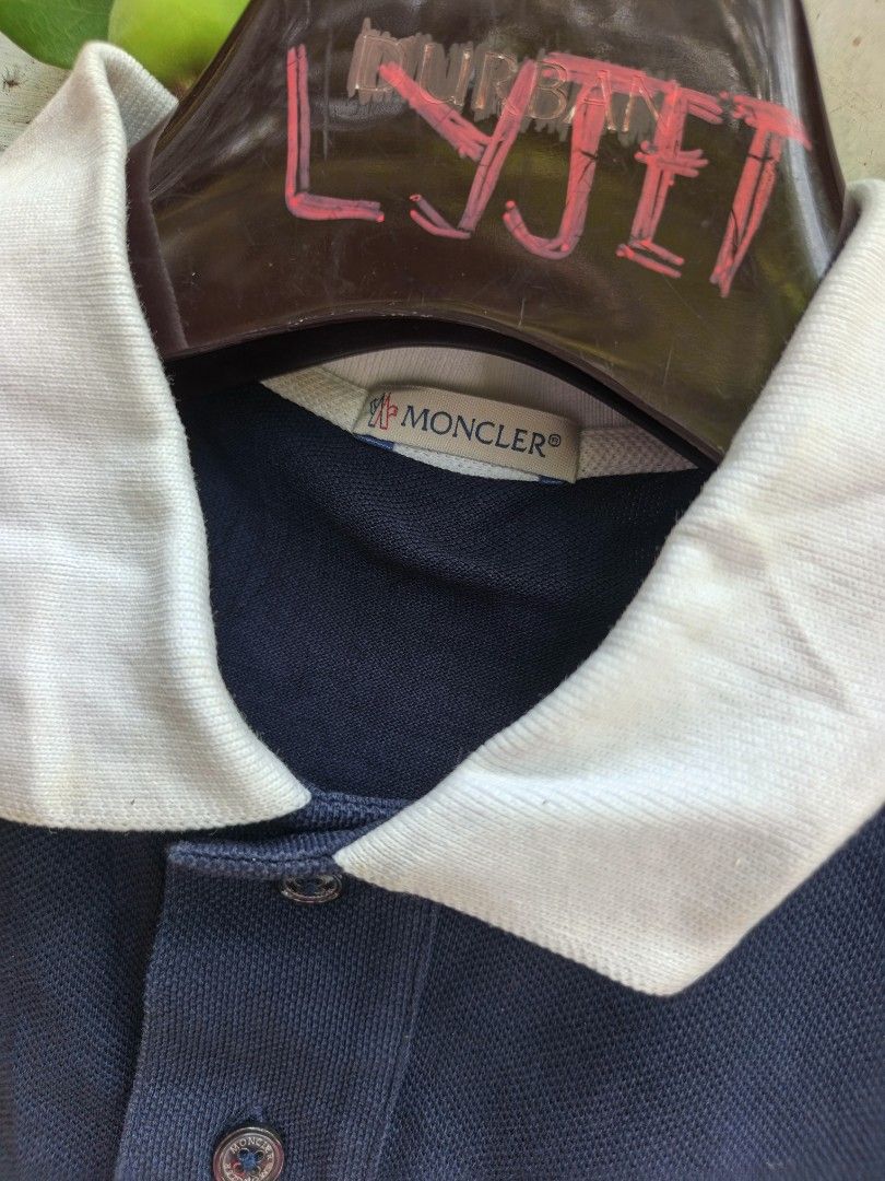 MONCLER (Category: Luxury Apparel) located in Tacurong. Submitted by lyjetbrandedfinds_1827 (Listing ID 1467844316, Image 3). Description: Medium.