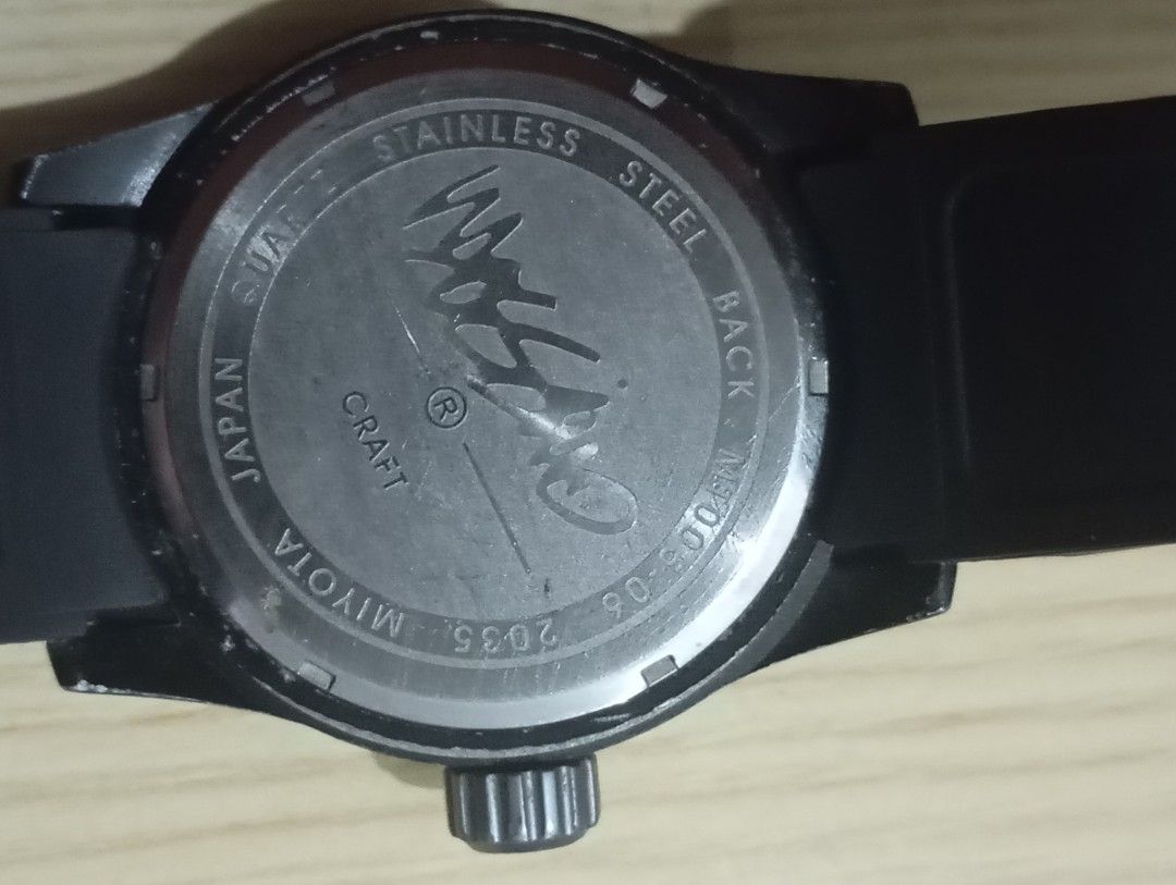 Mossimo big size (Category: Men's Watches) located in Las Pinas. Submitted by quick_deals_great_finds2 (Listing ID 1468030728, Image 2). Description: Original good working condition Quartz with battery Big size 45mm.