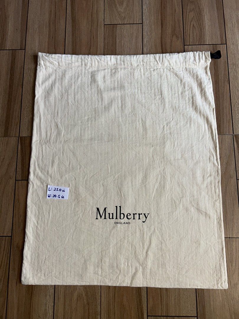 MULBERRY DUST BAG (Category: Purses & Pouches) located in General Santos City (Dadiangas). Submitted by grasya_12 (Listing ID 1467947464, Image 1). Description: MULBERRY DUST BAG - indicated na po ang size - minimal signs of usage (need wash) .