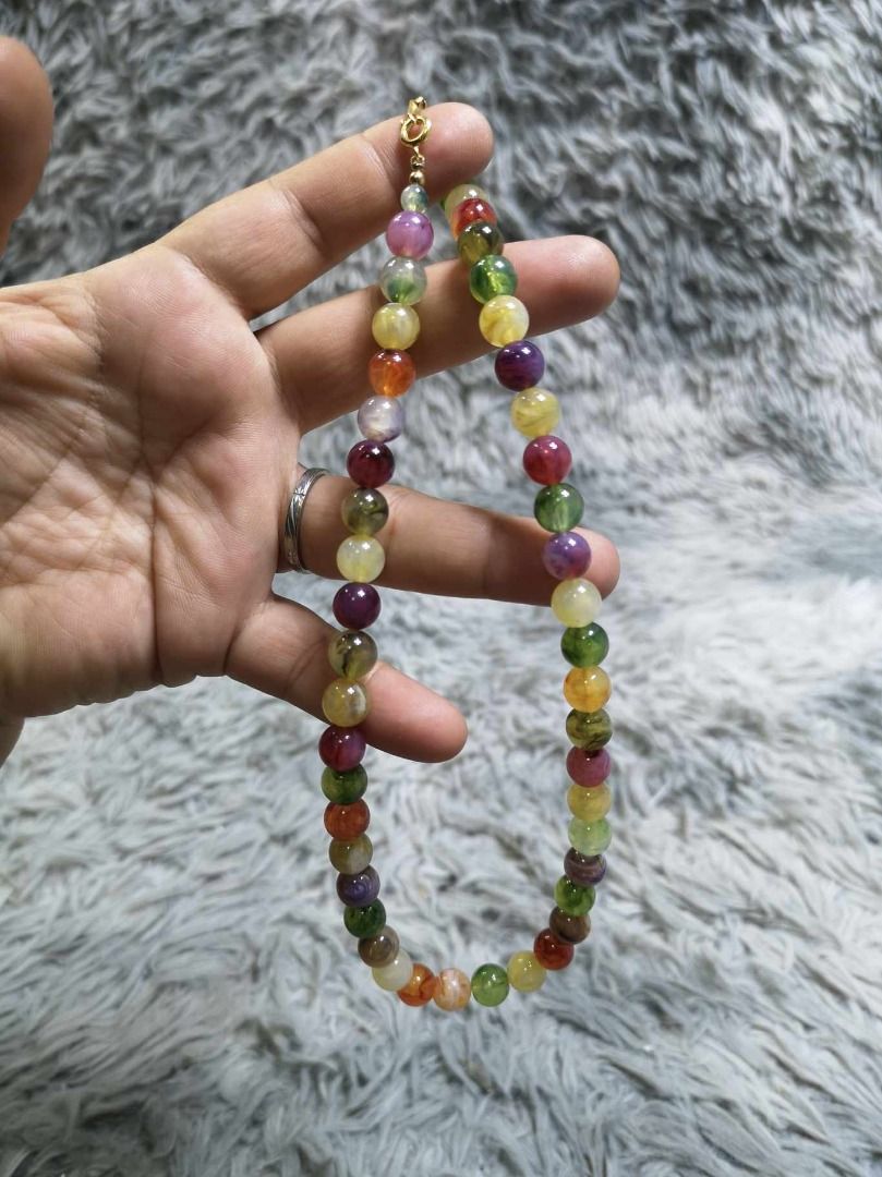 Multi Color Beaded Gemstone Necklace (Category: Necklaces) located in Santa Cruz. Submitted by jmy_surplus.2 (Listing ID 1467909307, Image 3). Description: Size : L - 9 W - 0.2 Color : Colorful Type : Necklace Brand : No Brand Material : Pearl Style : Colorful Beaded Necklace LG 117 JMY3 Batch #225.