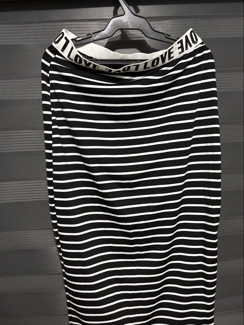 mulvari stripes coordinates (Category: Sets or Coordinates) located in Manila. Submitted by iyahpreloved_ (Listing ID 1468020055, Image 3). Description: .