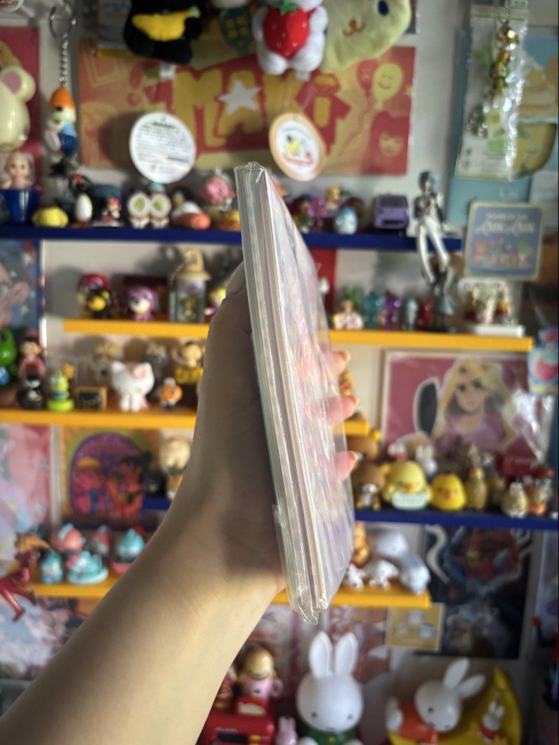 My Melody Memo Pad (Category: Stationery & School Supplies) located in Caloocan City. Submitted by meowietrinkets (Listing ID 1467890740, Image 2). Description: slightly loose spine.