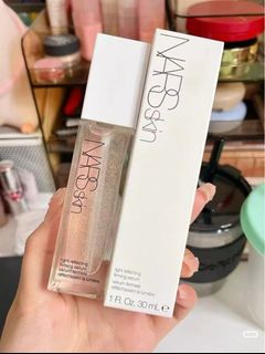 （分類：）位於 。 由 petelee1998 提交（商品編號 1467893738，圖片 1）。簡介： 。