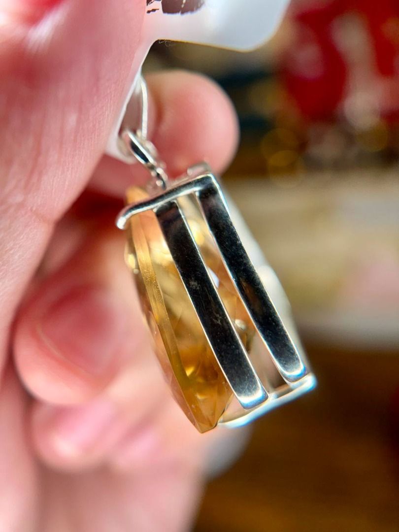 Natural Citrine Trillion-Cut Statement Pendant (Category: Body Jewelry) located in Baguio. Submitted by asna_taku (Listing ID 1467914443, Image 3). Description: ✨ Natural Citrine Trillion-Cut Statement Pendant WOW factor on this one! 💛✨ A huge natural citrine with an eye-catching trillion cut, beautifully faceted to catch and reflect the light from every angle. 💛 Natural Citrine ✨ Huge faceted trillion cut 🤍 Brand new silver setting 💎 Stateme