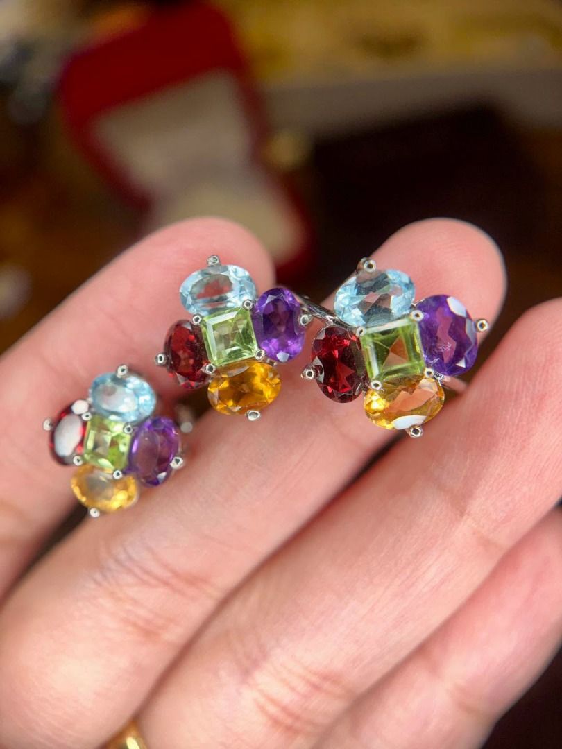 NATURAL MULTIGEM • SILVER SETTING (Category: Earrings) located in Baguio. Submitted by asna_taku (Listing ID 1467909228, Image 1). Description: 🌈 NATURAL MULTIGEM • SILVER SETTING A whole rainbow of natural gems in one stunning design. ✨💎 Featuring Natural Topaz, Amethyst, Citrine, Garnet & Peridot—beautifully faceted and arranged for a colorful yet elegant statement. ✨ Brand new ✨ Natural multigem stones ✨ Topaz • Amethyst • Citrine • Garnet •