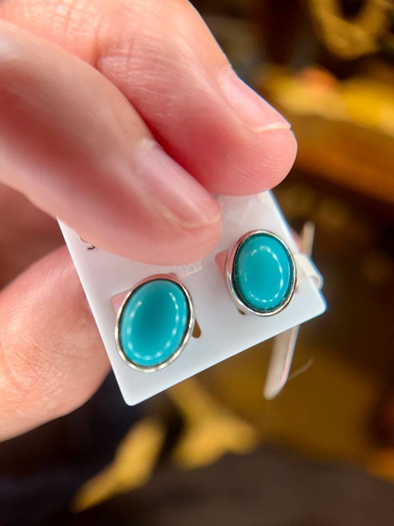 Natural Turquoise Bezel Earrings (Category: Earrings) located in Baguio. Submitted by asna_taku (Listing ID 1467929247, Image 1). Description: Natural Turquoise Bezel Earrings 💙✨ Simple, clean & effortlessly elegant. Natural turquoise cabochons in a sleek silver bezel setting—a timeless everyday pair. 💎 ✨ Brand new silver ✨ Natural turquoise ✨ Beautiful minimalist bezel design ✨ 1 pair only 💰 ₱3,880 Last pair—mine if ready to pay!.
