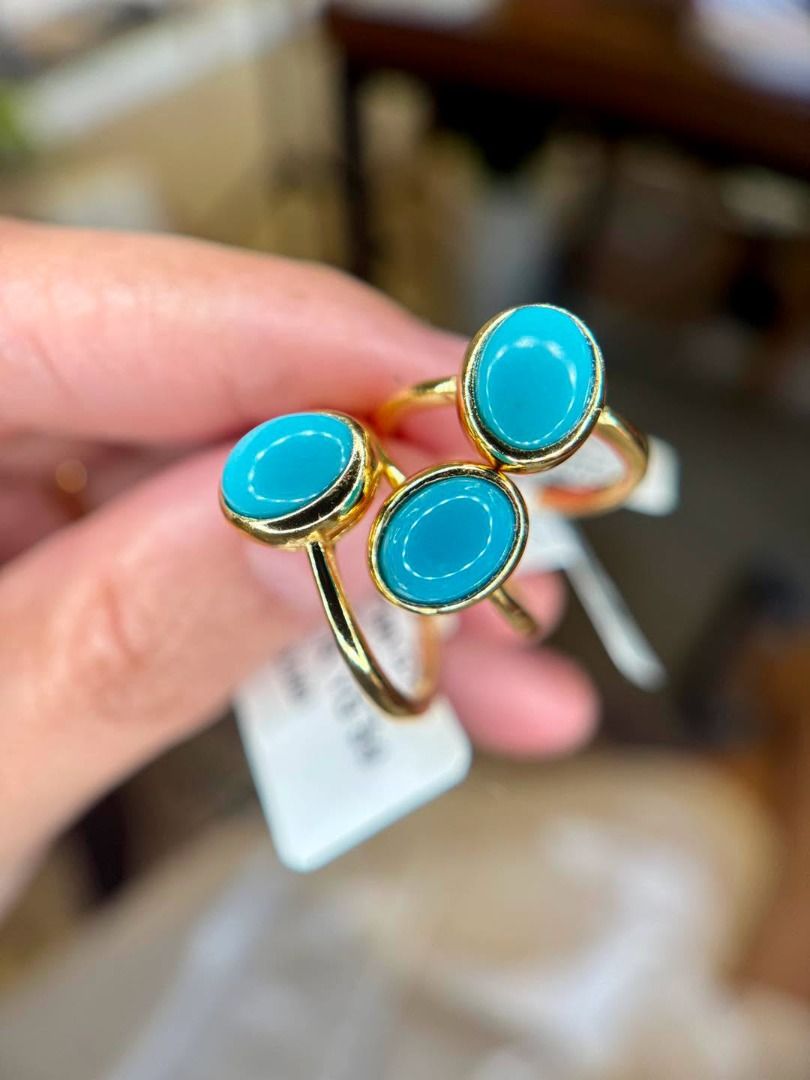 Natural Turquoise in Gold-Plated Silver (Category: Rings) located in Baguio. Submitted by asna_taku (Listing ID 1467927590, Image 1). Description: Natural Turquoise in Gold-Plated Silver ✨ Clean. Classic. Effortlessly elegant. 💎💙 Beautiful natural turquoise cabochon set in a sleek bezel setting—perfect for that understated, classy look. ✨ ✨ Bnew silver, plated in gold ✨ Natural turquoise ✨ Elegant clean bezel design ✨ Sizes 5, 6, 7 (2 pcs), 9 ✨