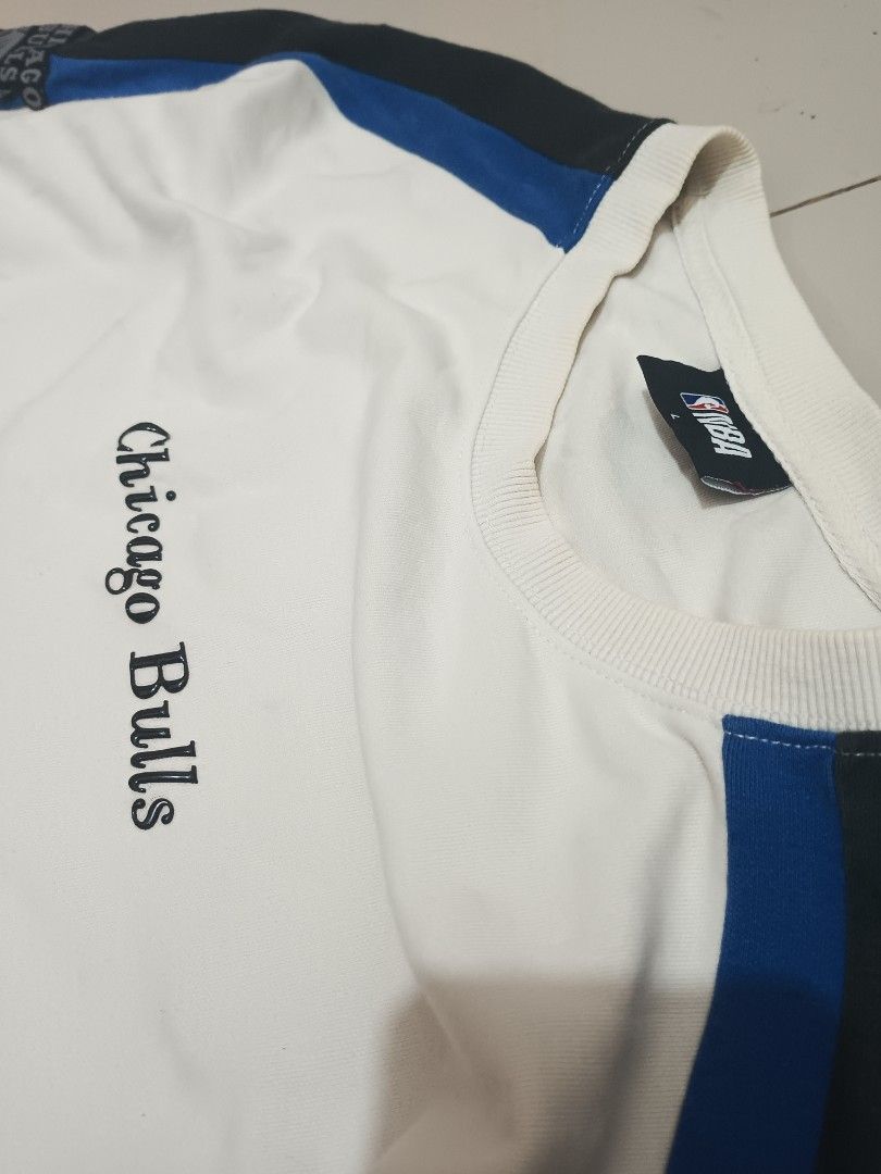 NBA long sleeves shirt (Category: Tshirts & Polo Shirts ) located in General Santos City (Dadiangas). Submitted by trude_e (Listing ID 1468017118, Image 2). Description: .