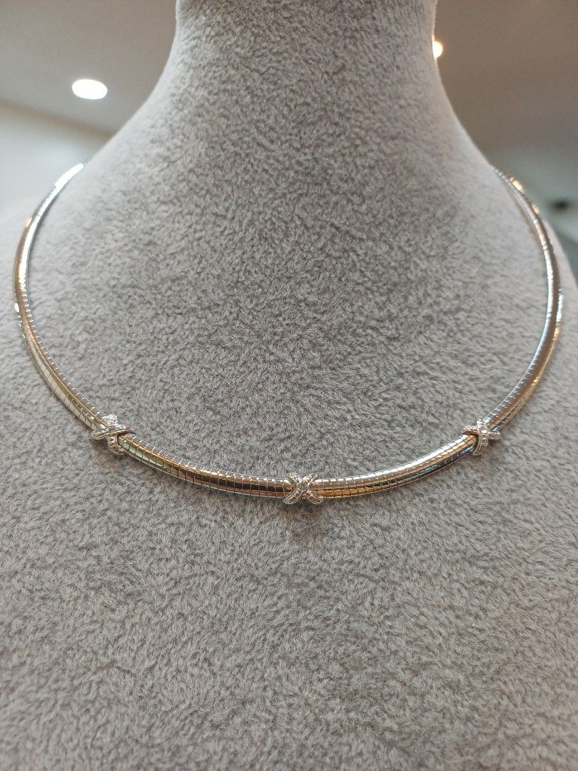 Neck omega (Category: Necklaces) located in Makati City. Submitted by divinejewels.ph (Listing ID 1467895219, Image 2). Description: GTO- 112 NECK OMEGA 3 WHITE STONE 14KWG 17.17GRAMS SIZE 16" 4MM.