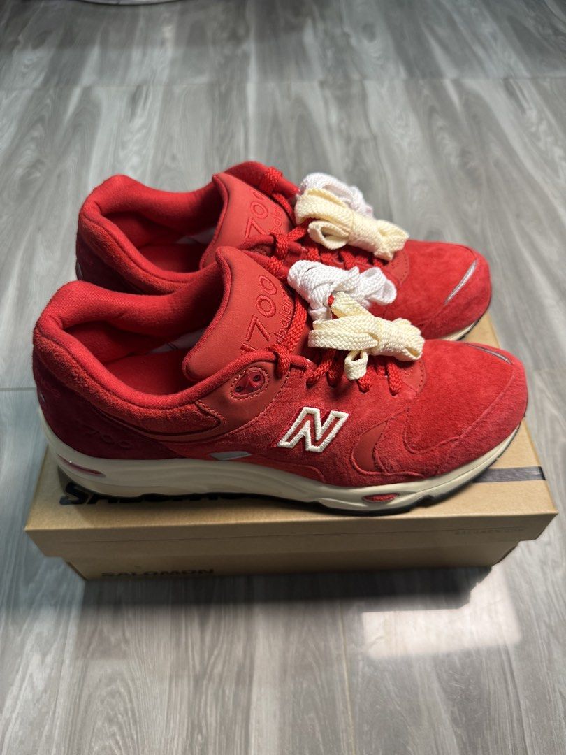 New balance 1700 kith (Category: Sneakers) located in Baliuag. Submitted by 1603_vulture (Listing ID 1468006152, Image 2). Description: New balance 1700 x Kith Toronto pack ''Rococco Red'' Size 10 Bran new with extra laces Rep box .