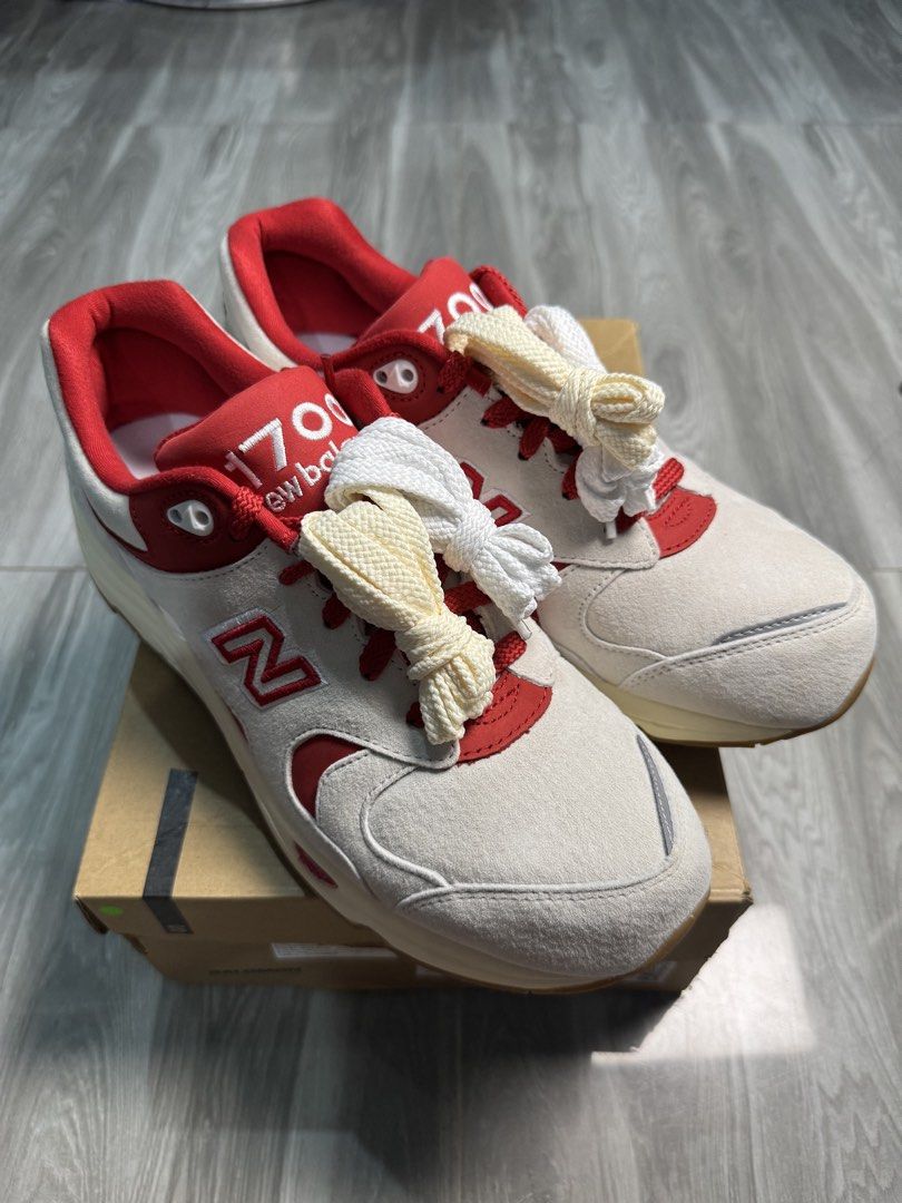 New Balance 1700 Kith (Category: Sneakers) located in Baliuag. Submitted by 1603_vulture (Listing ID 1468006627, Image 3). Description: New Balance 1700 x Kith Toronto pack ''Marshmallow'' Size 10 Brand new Rep box with extra laces .