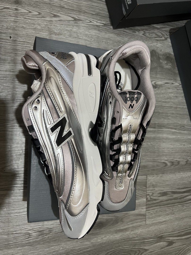 New Balance Metallic Silver 1000 (Category: Casual Shoes) located in Manila. Submitted by lottiesluxecorner (Listing ID 1467986767, Image 1). Description: ✨ FOR SALE: NEW BALANCE 1000 – U10001PD ✨ 🤍🩶 Silver Metallic / Pink-Grey Colorway 🩶🤍 Stand out with the iconic New Balance 1000! Featuring a sleek metallic finish, retro-inspired details, and a chunky white midsole that gives your outfit a premium streetwear vibe. Perfect for everyday wear 