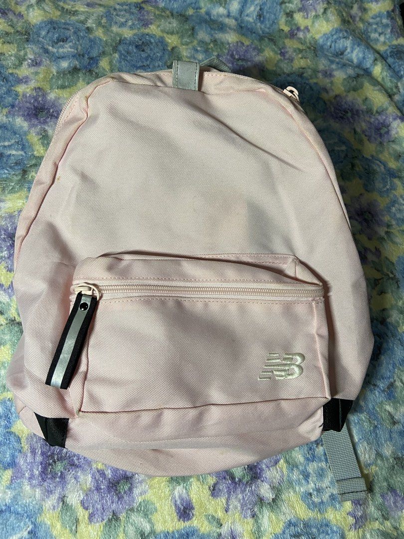 New balance original small bagpack (Category: Backpacks) located in Cavite. Submitted by zealmoon.2838e5 (Listing ID 1468051342, Image 1). Description: .