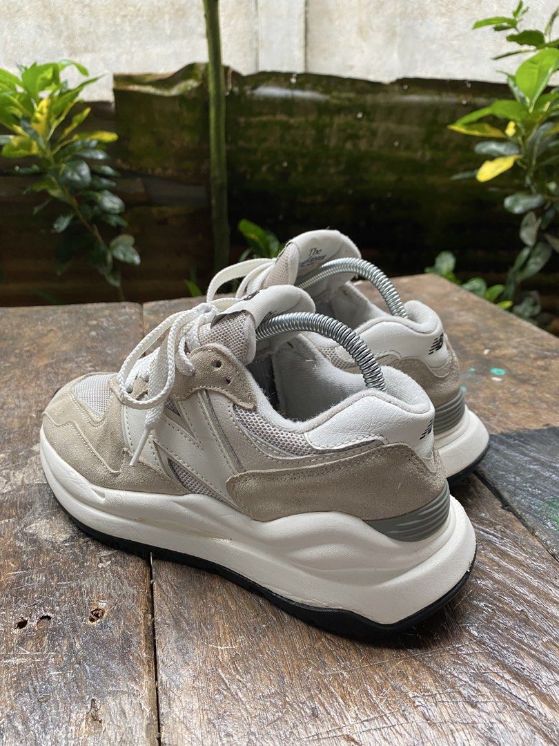 New Balance Sneakers (Category: Sneakers) located in Cagwait. Submitted by roundsociety_ph (Listing ID 1467911028, Image 3). Description: .