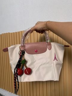 (Kategori: ) berada di . Dikirim oleh fancyfara (ID iklan 1467913468, Gambar 1). Deskripsi: .