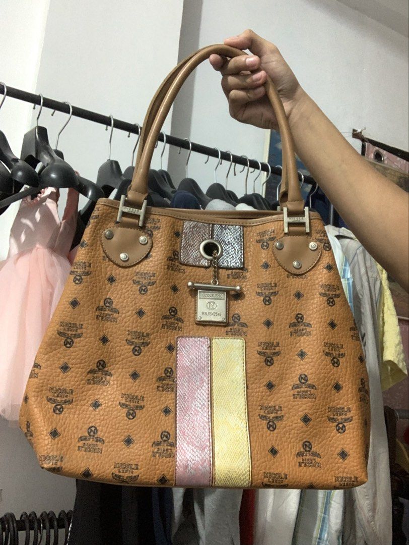 Nicole Lenic monogram shoulder bag (Category: Luxury Bags & Wallets) located in Quezon City. Submitted by hustle_mind (Listing ID 1467933752, Image 1). Description: EUSH SUPER STEAL NO ISSUE AUTHENTIC EXCELLENT📩‼️.