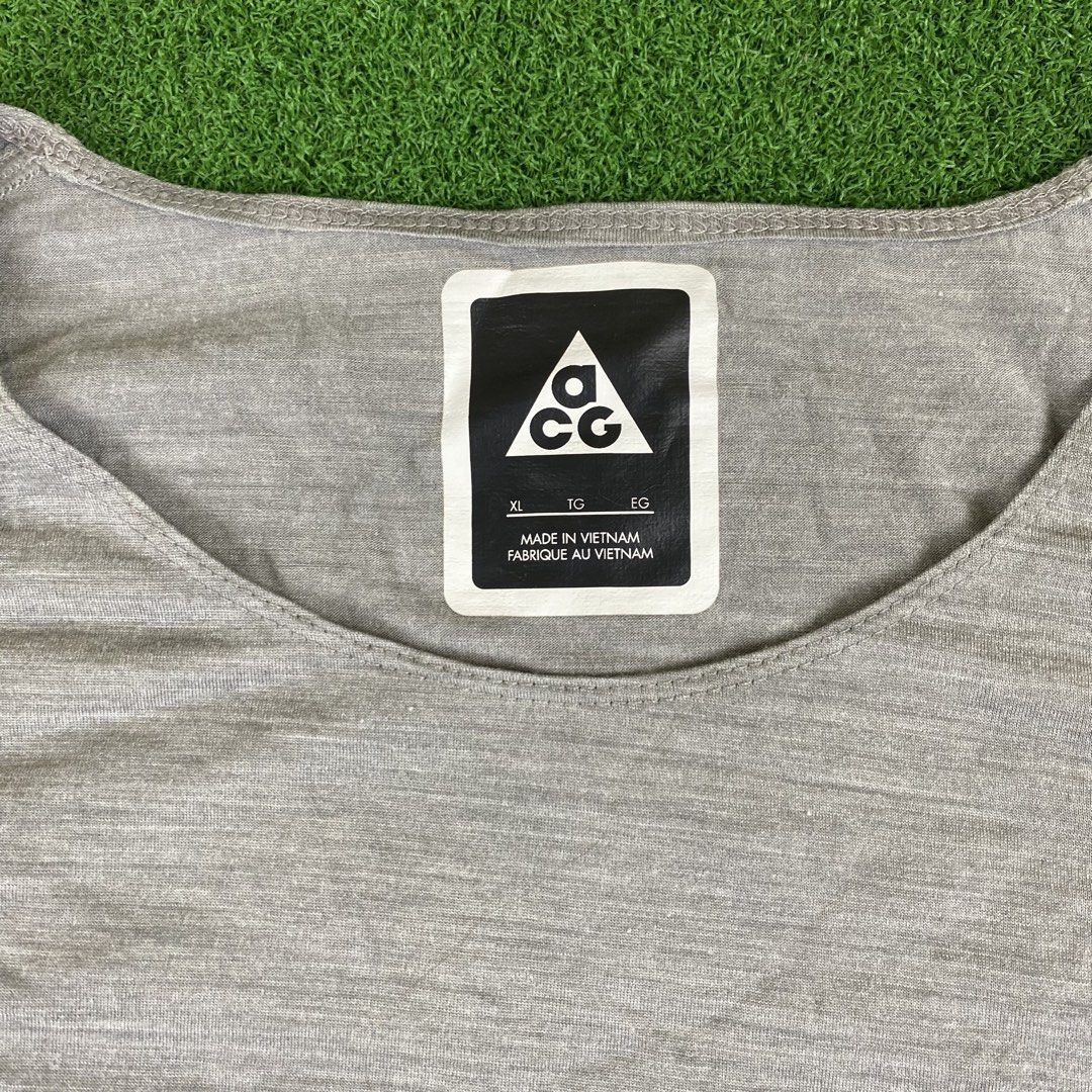 Nike ACG (Category: Tshirts & Polo Shirts ) located in Manila. Submitted by katsumi_ae86 (Listing ID 1467949696, Image 3). Description: Nike ACG Pocket Tee 8/10 condition Size XL Price 700 .