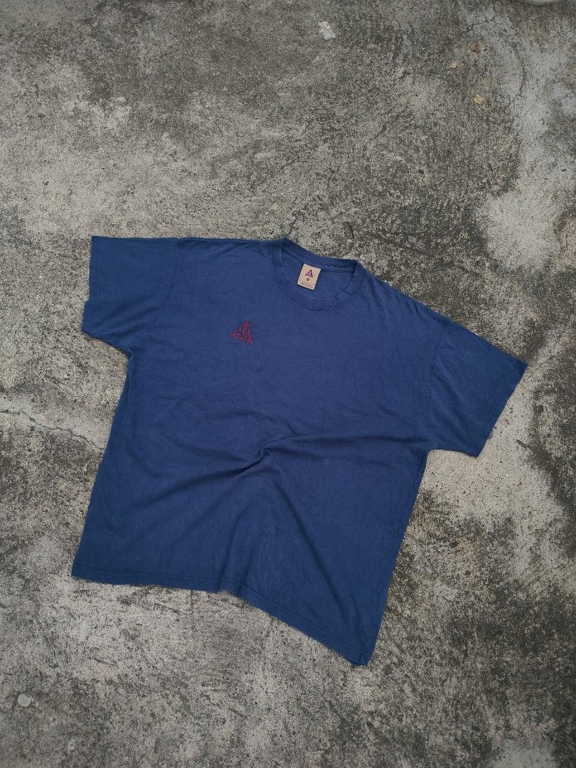Nike ACG Shirt (Category: Tshirts & Polo Shirts ) located in Midsayap. Submitted by rogeandrei29987 (Listing ID 1468034583, Image 1). Description: 📌Nike ACG •XL on tag •25x29 •9/10 cr •Pinhole/Loose stitching •Good Condi MOP: Gcash Courier✈️: Flash Express Unli vouch/Vc with item Loc: Parang, Maguindanao❤️.