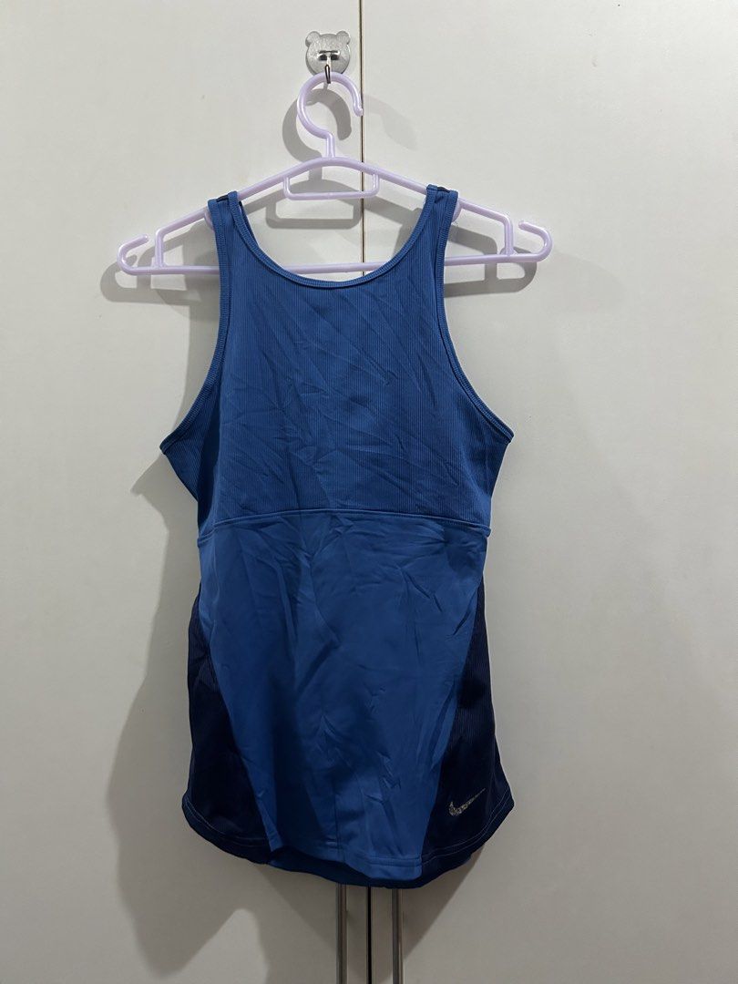 Nike Active Top (Category: Activewear) located in Manila. Submitted by chen_clybelles (Listing ID 1467948814, Image 2). Description: .