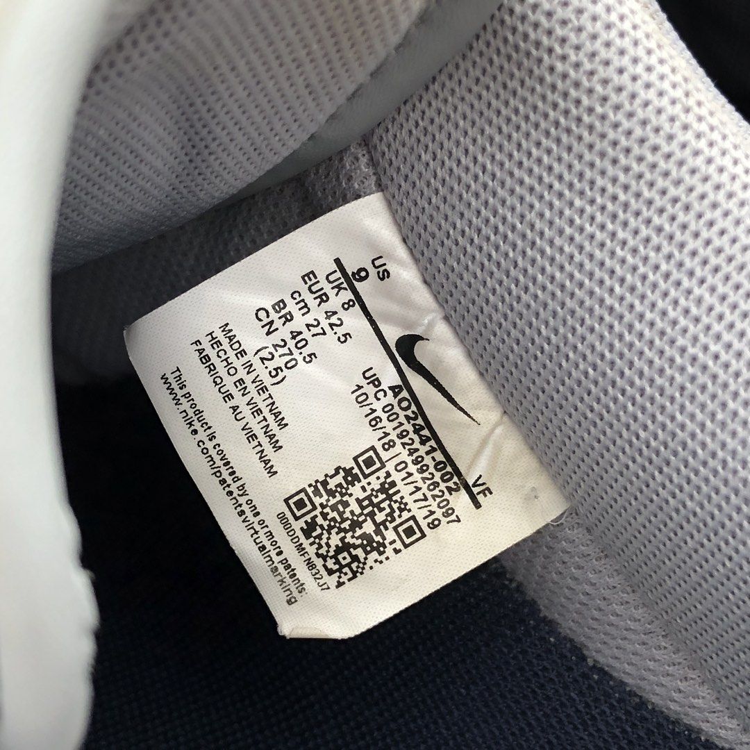 Nike Air Force 1 Low Grey Silver Size US 9 (Category: Sneakers) located in Valenzuela. Submitted by Clydes_forsale (Listing ID 1468054588, Image 3). Description: - Colorway: Grey leather upper with metallic silver swoosh - Size: US 9 Men's Presyuhan nyo na lang kesa tambak Cainta floodway loc.