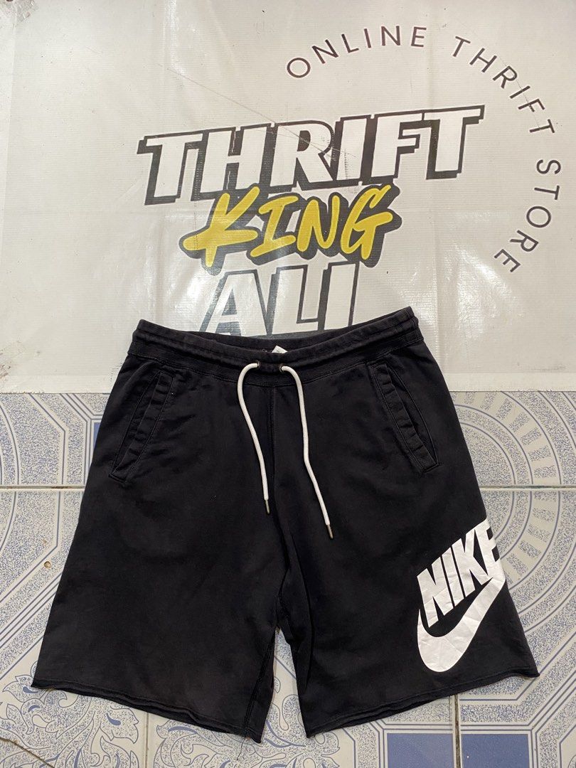 Nike Alumni Shorts (Category: Shorts) located in Rosario. Submitted by thrift_king_ali (Listing ID 1467856944, Image 2). Description: Alumni XL on tag Dimes: W-32 to 38 L-19 excellent condition 550+sf.