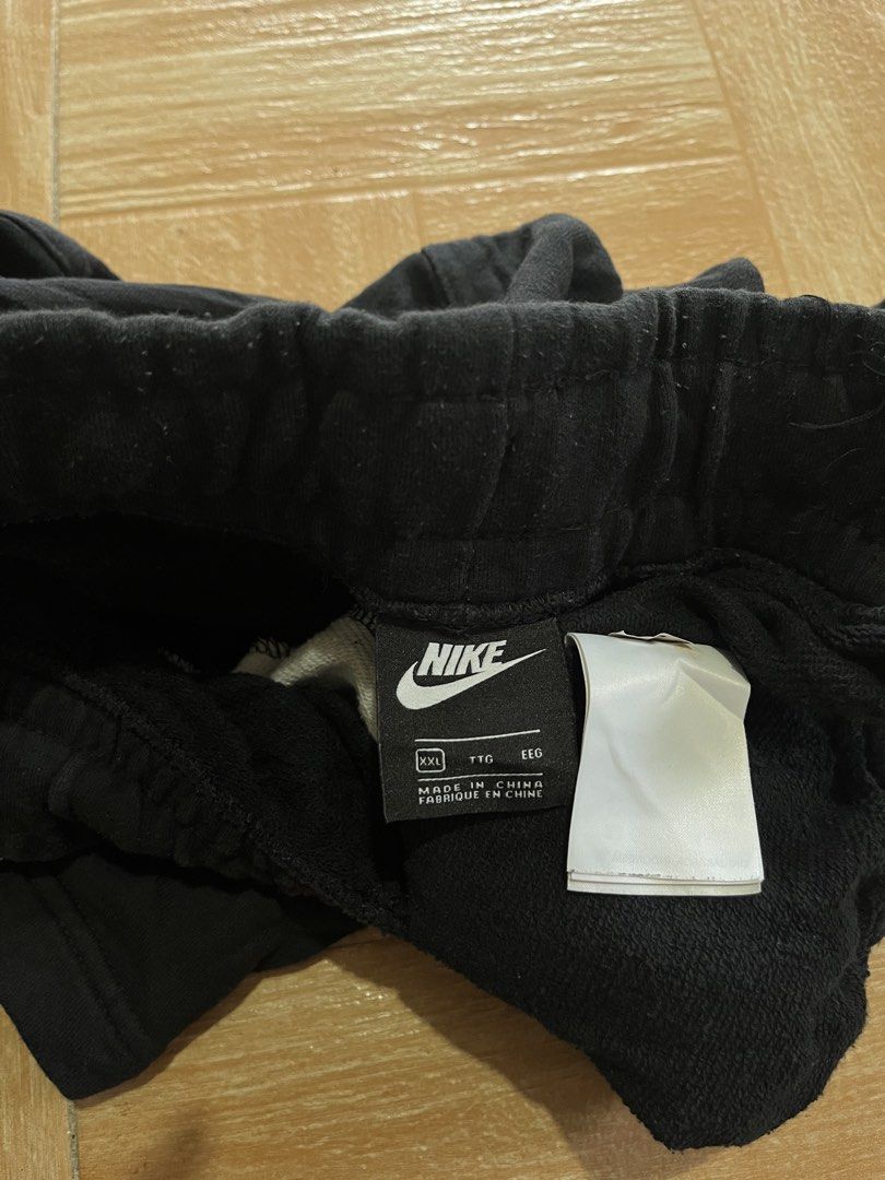 Nike Big Logo Short (Category: Shorts) located in Cateel. Submitted by elayyy_070126 (Listing ID 1467856204, Image 3). Description: .