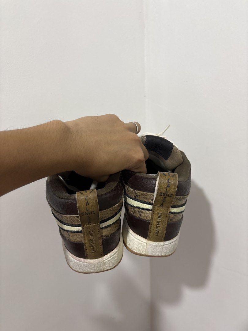 Nike Book 1 Chapter One Custom python US 7.5 (Category: Sneakers) located in Calbayog City. Submitted by zaxcheus_castillo1708 (Listing ID 1467937853, Image 3). Description: - Model: Nike Book 1 Chapter One (Style Code: HJ5353-100) - Colorway: Snakeskin and brown leather with white laces and off-white swoosh - Sole: Classic gum rubber outsole - Size: US 7.5 / EUR 40.5 - Details: Book 96 tongue branding, heel pull tabs read 'Calista, Ishi, Chapter