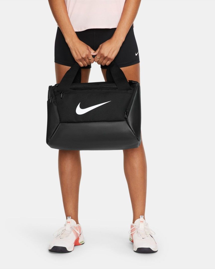 Nike Brasilia Duffel Bag (Extra Small 25L) (Category: Belt bags, Clutches and Pouches) located in Cavite. Submitted by sole.compadre (Listing ID 1467998743, Image 2). Description: Nike Brasilia Duffel Bag (Extra Small 25L) Brand New Authentic 2pcs available BELOW SRP ₱995 only.