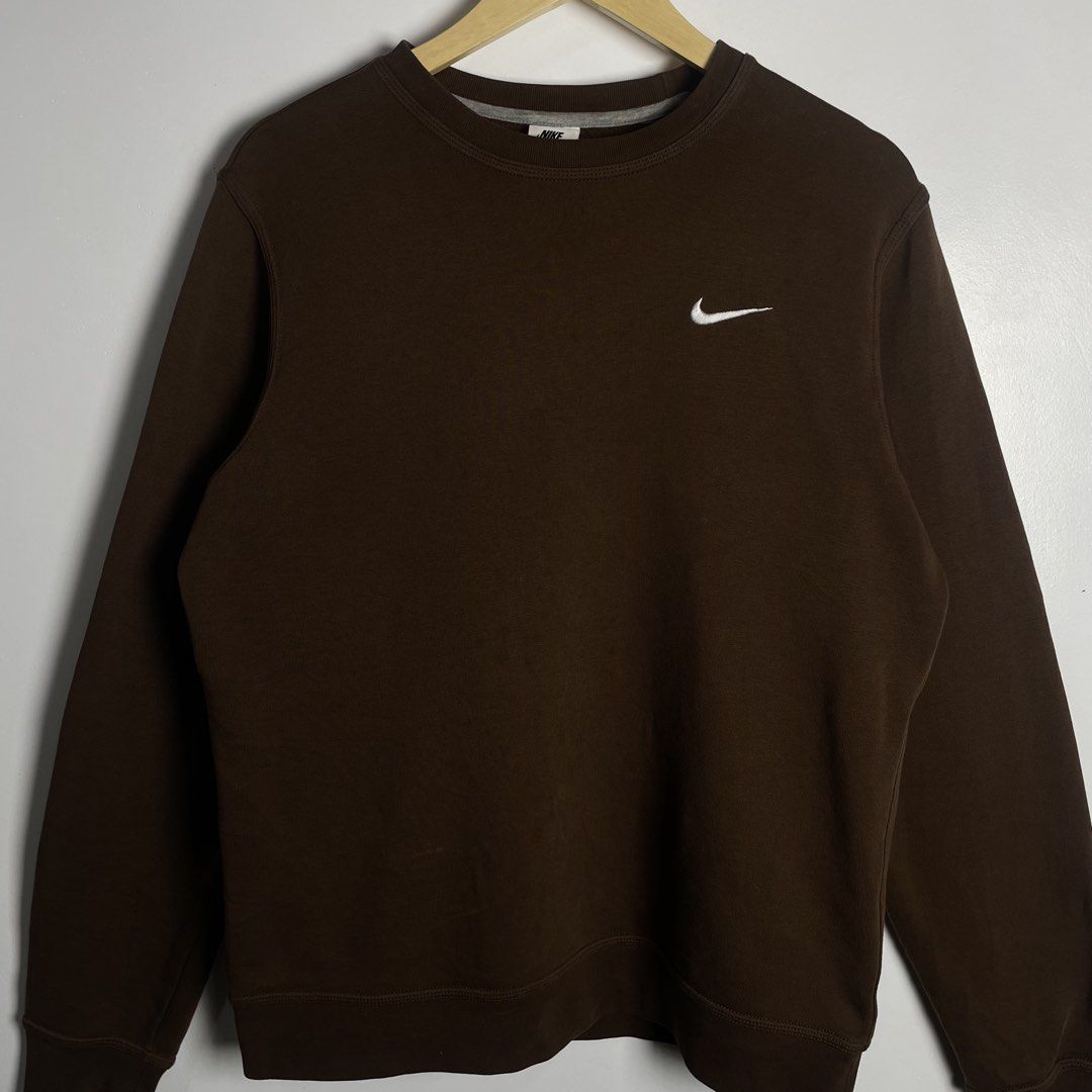 Nike Choco Brown Rare Sweater (Category: Coats, Jackets and Outerwear) located in Cavite. Submitted by ferrerapparel. (Listing ID 1467994195, Image 2). Description: No issues Excellent condition L-XL Color rate:9.5/10.