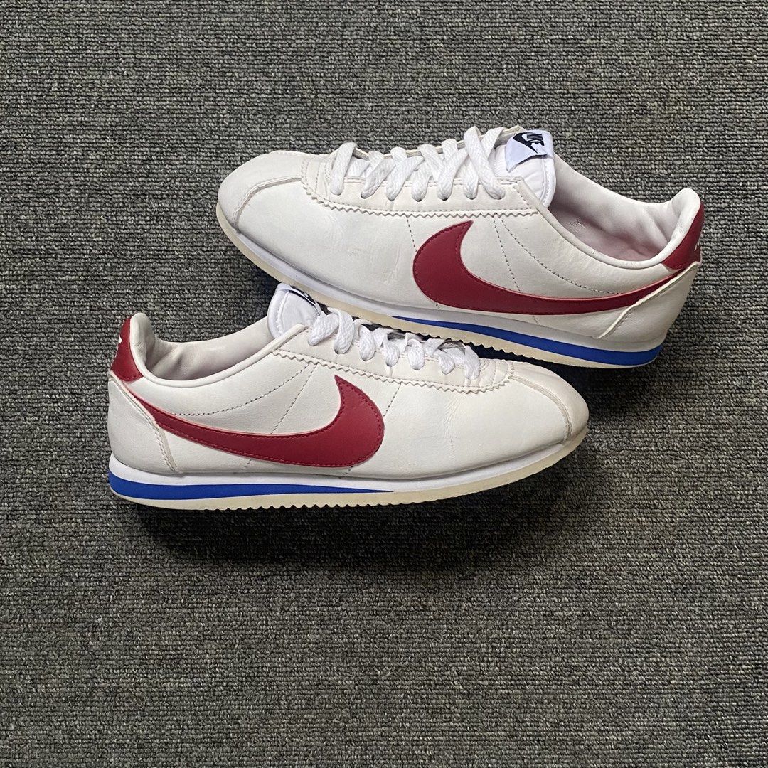 Nike Cortez (Category: Sneakers) located in Tagum. Submitted by casper8100 (Listing ID 1467846644, Image 3). Description: Nike Cortez Size 8 / 39 eur / 25 cm Good Condition -Minimal drags 1,200.