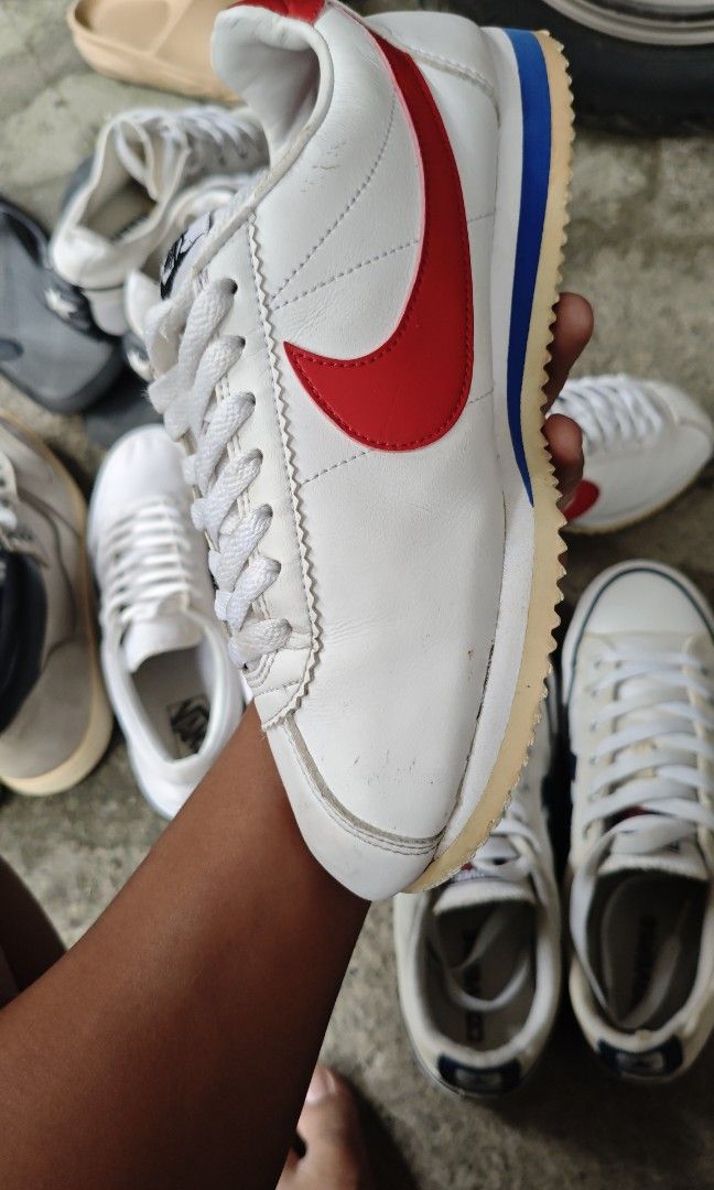 Nike cortez (Category: Sneakers) located in Sultan Kudarat. Submitted by thrifted01 (Listing ID 1467914086, Image 2). Description: us7.5 womens issue minimal gasgas lang loc mindanao.