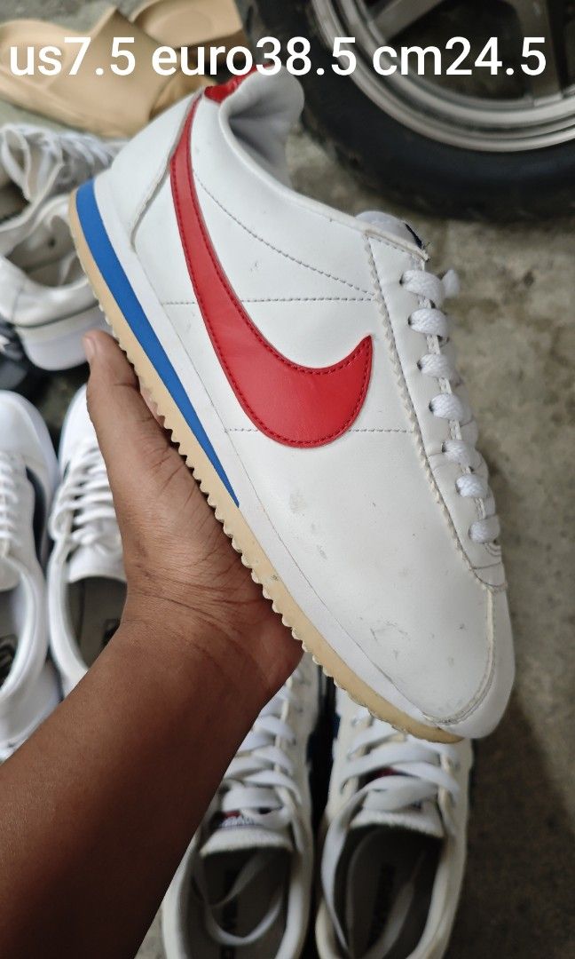 Nike cortez (Category: Sneakers) located in Sultan Kudarat. Submitted by thrifted01 (Listing ID 1467914086, Image 1). Description: us7.5 womens issue minimal gasgas lang loc mindanao.