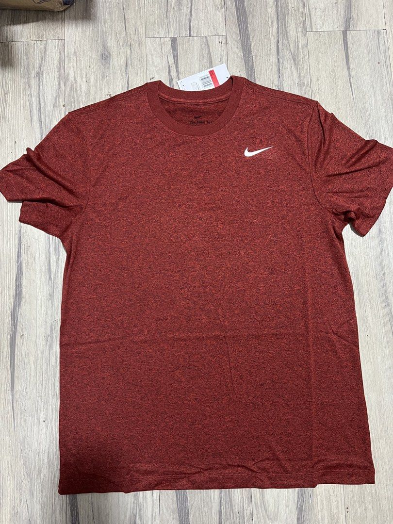 NIKE DRIFIT LEGEND MENS SHIRT LARGE (Category: Activewear) located in Baguio. Submitted by kyrawang22 (Listing ID 1467968762, Image 1). Description: .