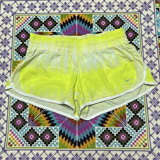 (Category: ) located in . Submitted by vernzkee (Listing ID 1467870721, Image 1). Description: .