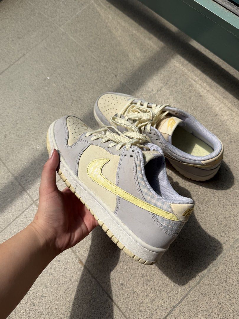 Nike Dunk Low SE Easter 2023 (Category: Sneakers) located in Manila. Submitted by carla.declutters (Listing ID 1467876545, Image 1). Description: - Brand/Model: Nike Dunk Low - Size: US 6Y | UK 5.5 | EUR 38.5 - Authentic - Issues: Needs cleaning, no box - RFS: decluttering.