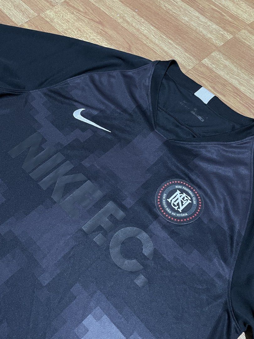 Nike Fc Jersey - Black (Category: Tshirts & Polo Shirts ) located in Imus. Submitted by wyg_2.0 (Listing ID 1467975633, Image 2). Description: Excellent Condition Width - 21 Length - 28 issue: cut tags.