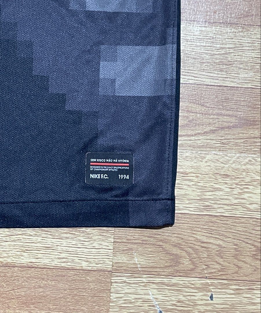 Nike Fc Jersey - Black (Category: Tshirts & Polo Shirts ) located in Imus. Submitted by wyg_2.0 (Listing ID 1467975633, Image 3). Description: Excellent Condition Width - 21 Length - 28 issue: cut tags.