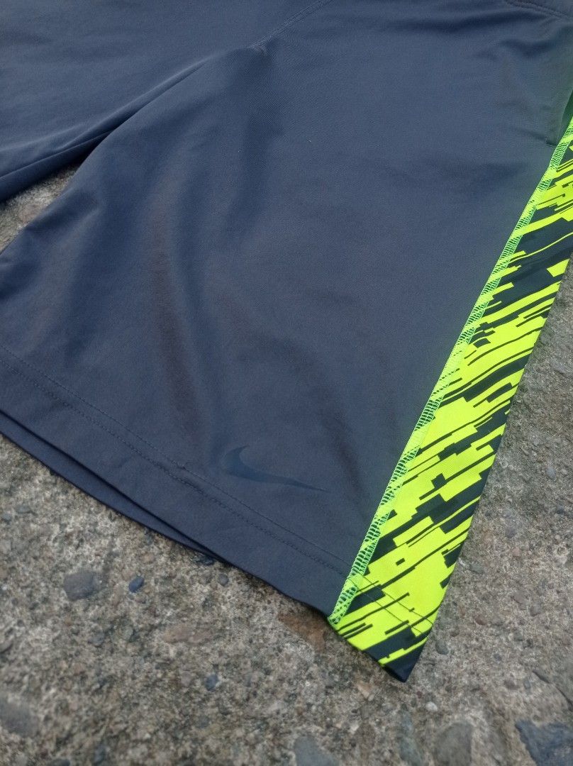 Nike Gray Anthracite Volt Rain Dri-Fit Performance Shorts (Category: Activewear) located in Guiguinto. Submitted by selected_3rp (Listing ID 1468022564, Image 3). Description: Nike Gray Anthracite Volt Rain Dri-Fit Performance Shorts size XL no issue pm.