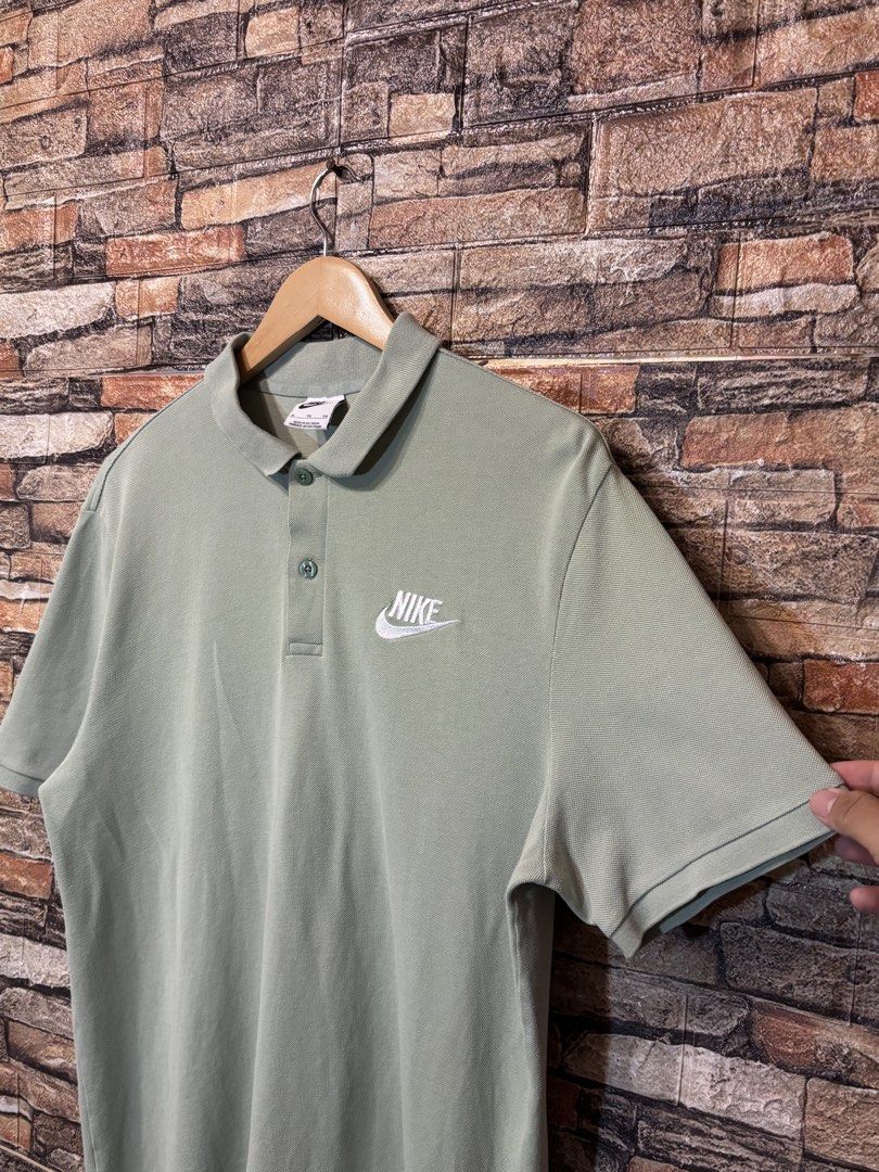 NIKE LIGHT GREEN POLO SHIRT (Category: Tshirts & Polo Shirts ) located in Davao. Submitted by angelothriftfinds (Listing ID 1467861621, Image 3). Description: NIKE brand new condition dimension: 22” W | 28” L fit: L size issue: ring around the collar(minor issue) mine: ₱350.