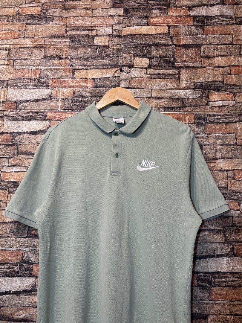NIKE LIGHT GREEN POLO SHIRT (Category: Tshirts & Polo Shirts ) located in Davao. Submitted by angelothriftfinds (Listing ID 1467861621, Image 2). Description: NIKE brand new condition dimension: 22” W | 28” L fit: L size issue: ring around the collar(minor issue) mine: ₱350.
