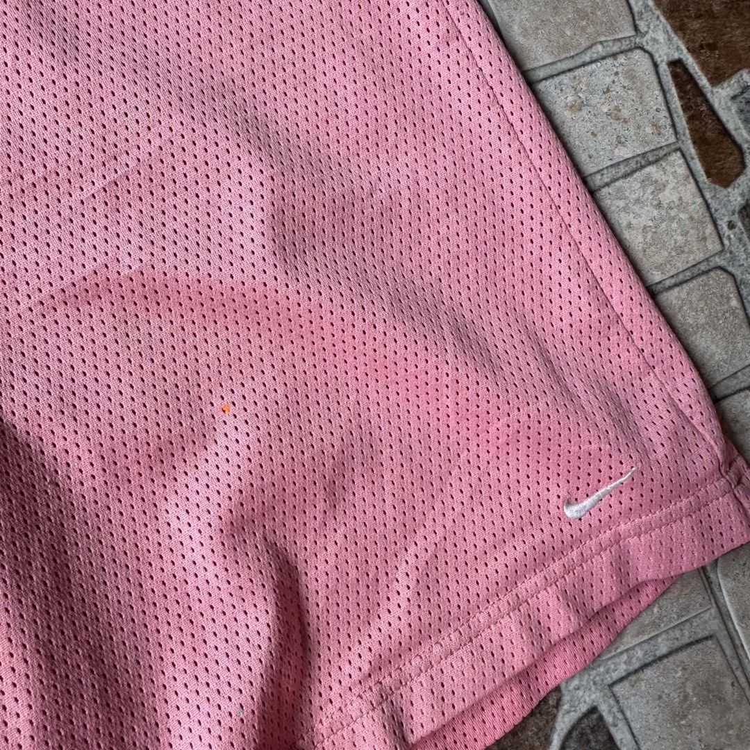 Nike mesh shorts (Category: Shorts) located in Villasis. Submitted by thirdymanalo3 (Listing ID 1467954348, Image 3). Description: Nike mesh shorts large on tag length 17.5 inches very good condi Minor stains 380.