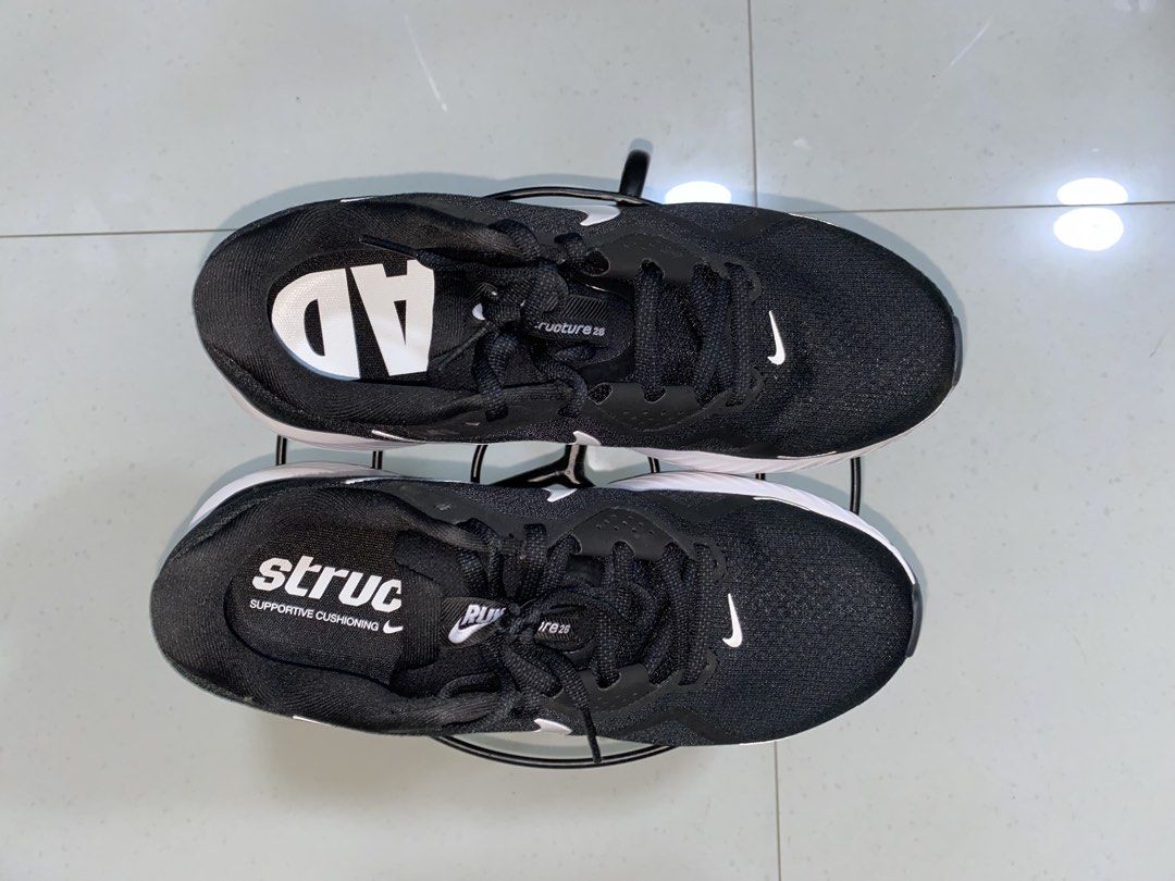 Nike ReactX Structure 26 Black White Running Shoes (Category: Sneakers) located in Paranaque City. Submitted by declutterbykat (Listing ID 1467874523, Image 3). Description: ‼️ no box 🔖 rfs: decluttering 📍 parañaque city 💸 mop: gcash or maya only 🚖 mod: lalamove and grab ONLY.