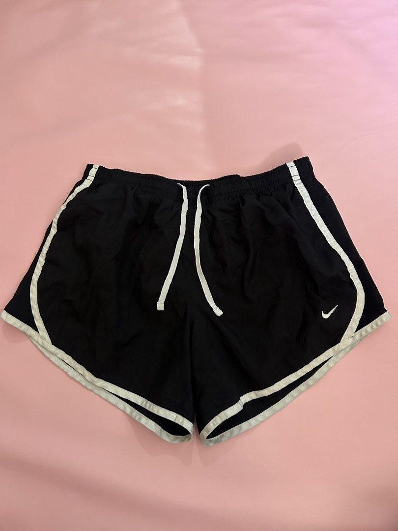 Nike Running Short (Category: Activewear) located in Manila. Submitted by chen_clybelles (Listing ID 1467990263, Image 1). Description: .