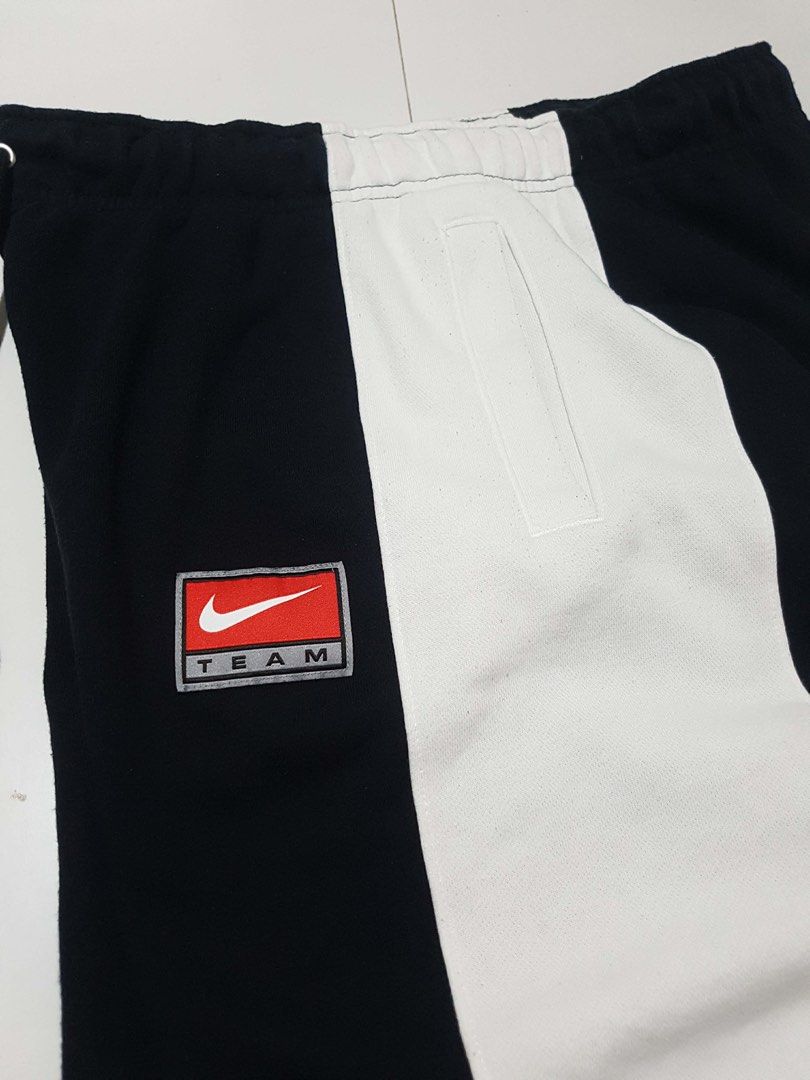 Nike short (Category: Announcements) located in Imus. Submitted by gabrielseth_12 (Listing ID 1467854847, Image 2). Description: Nike short Size large on tag (30 to 36 waistline) No issue Excellent condition 200 +shipped Imus cavite location .
