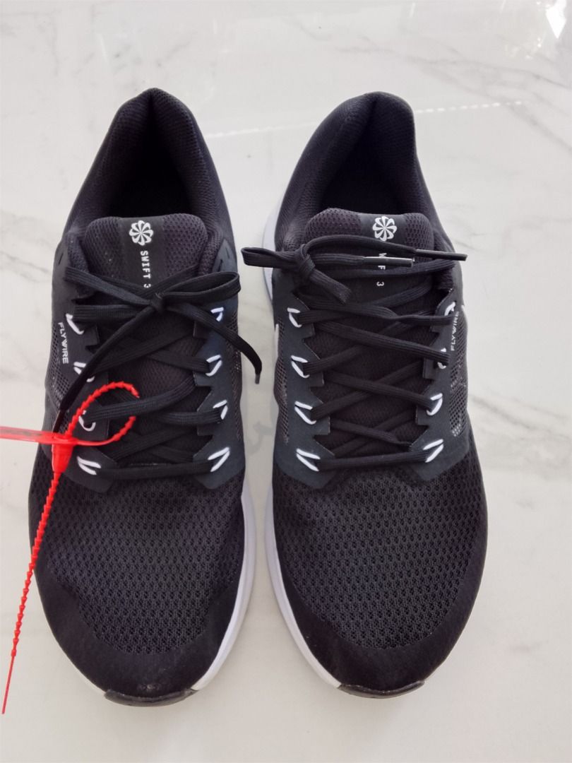Nike Swift 3 Running shoes (Category: Sneakers) located in Quezon City. Submitted by kema2191 (Listing ID 1466015371, Image 1). Description: .