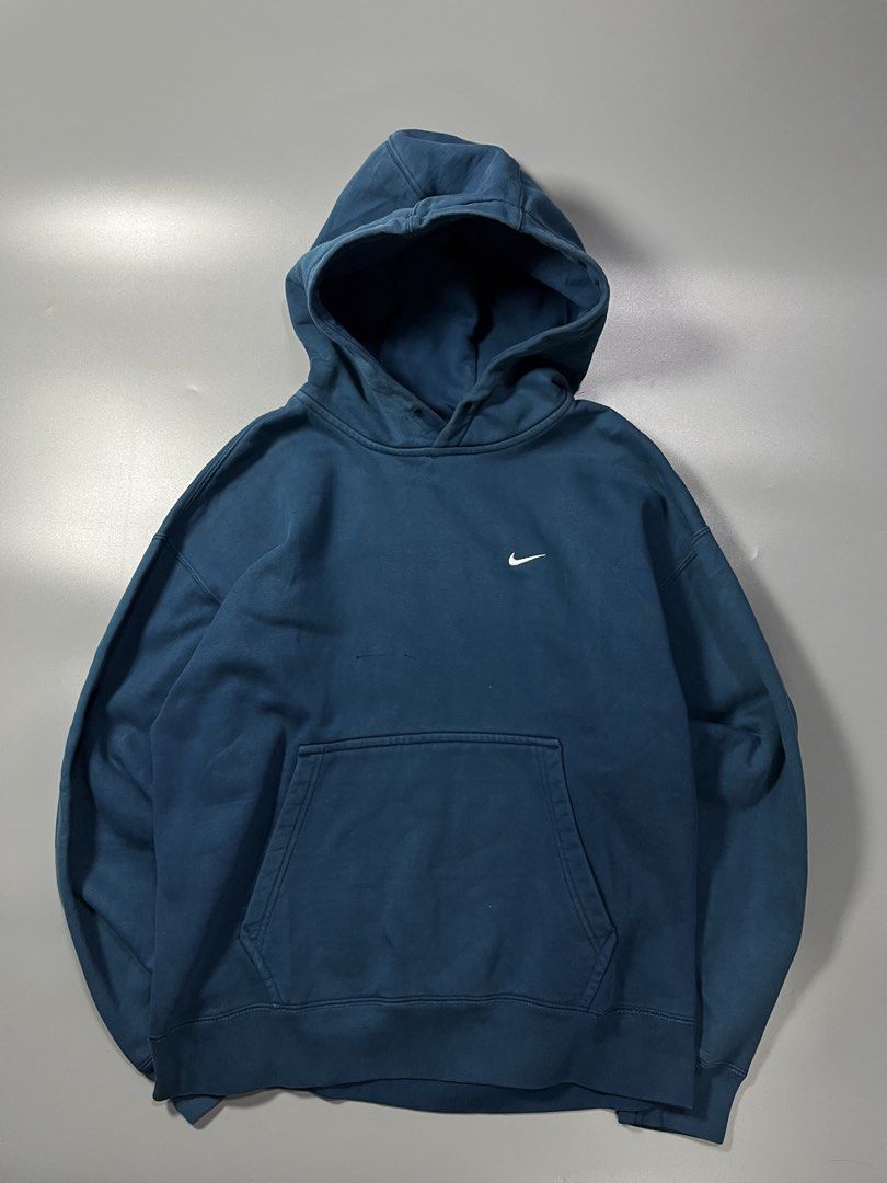 NIKE TEAL PULLOVER HOODIE (Category: Coats, Jackets and Outerwear) located in Manila. Submitted by s4intk (Listing ID 1467841174, Image 1). Description: NIKE TEAL PULLOVER HOODIE ‼️ 23 x 25 ‼️ 9.5/10 CONDITION ‼️.