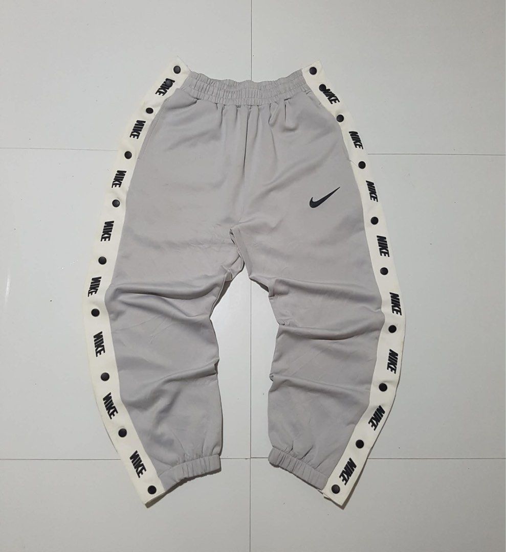 Nike track pants (Category: Announcements) located in Imus. Submitted by gabrielseth_12 (Listing ID 1467854495, Image 1). Description: Nike track pants Size medium (28 to 32 waistline) No issue Excellent condition 200 +shipped Imus cavite location .