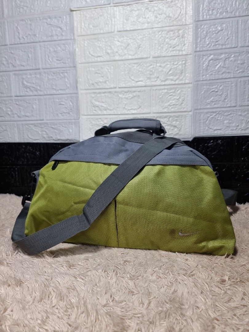 Nike Travel Bag (Category: Sling Bags) located in Bugallon. Submitted by preloverelove07 (Listing ID 1467913719, Image 1). Description: Pangasinan Authentic Free shipping as new.